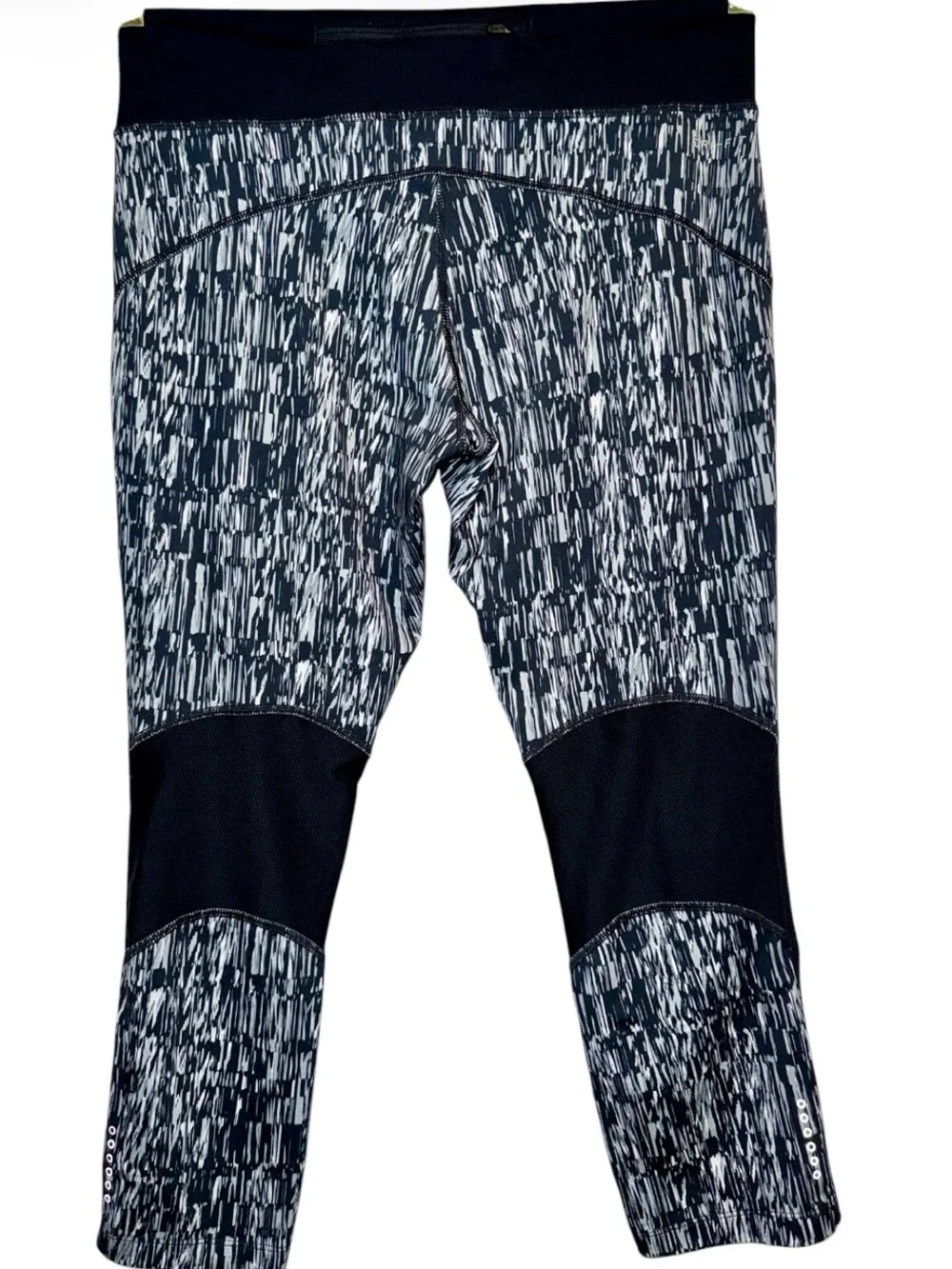 NIKE 821777-010 RUNNING POWER GRAPHIC CROP LEGGING Large